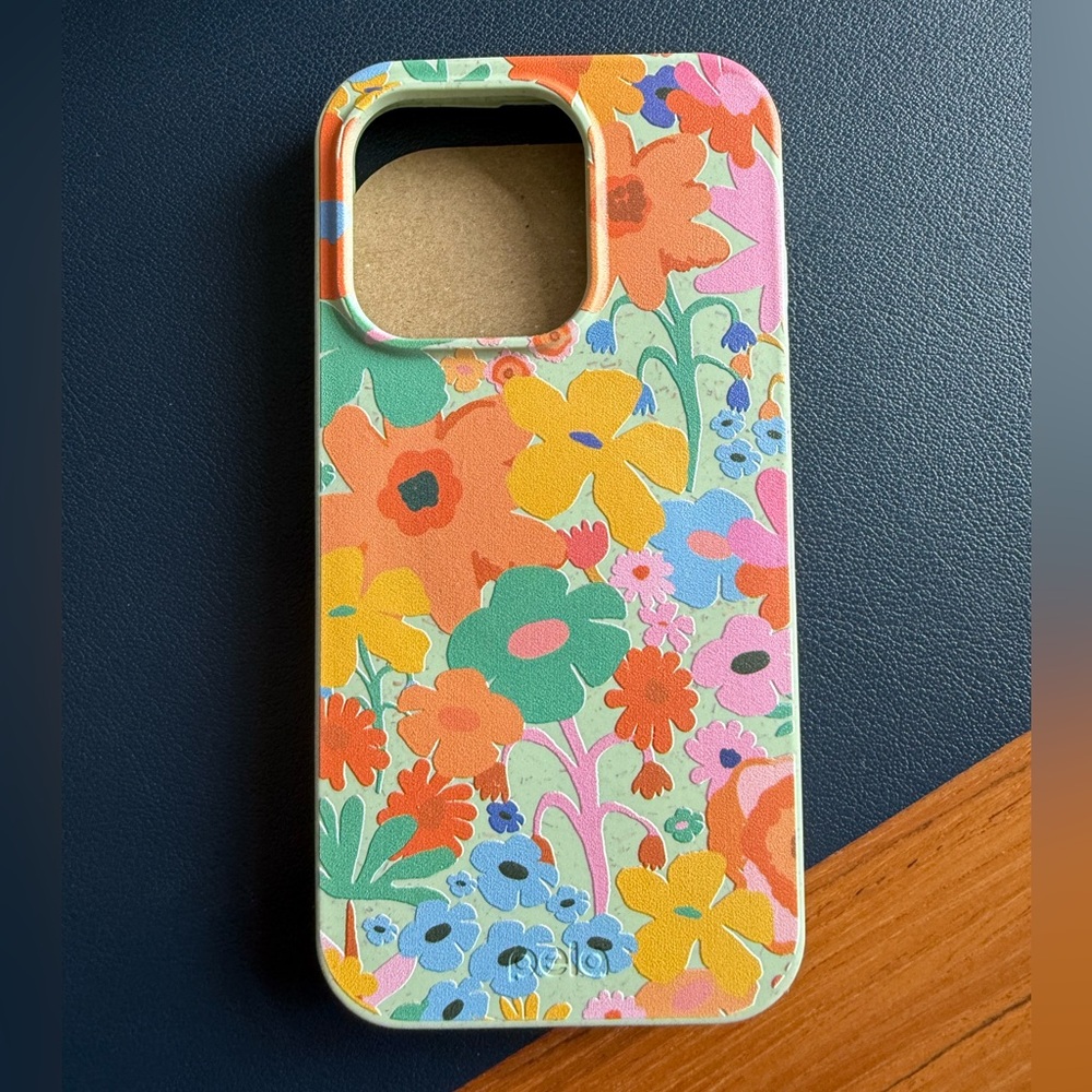 iPhone 16 Pro Pela Phone Case